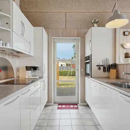 Prázdninový dům 4 Bedroom Cozy In Haderslev Diernæs